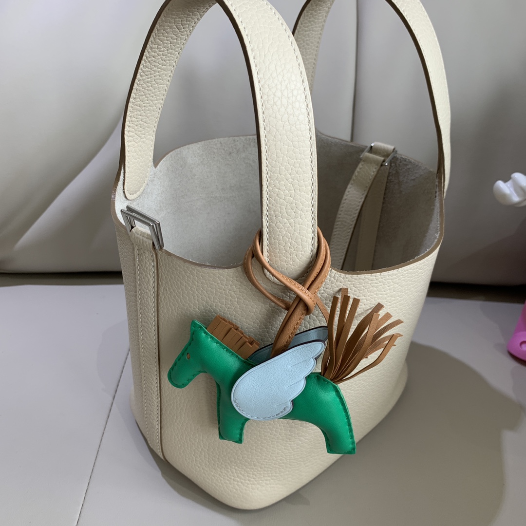 에르메스 피코탄 락18 화이트 은장 끌레망스 가죽